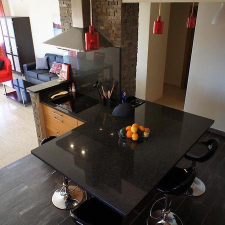 Sunny Apartment Al-Sakia, Quarteira, Vilamoura Bagian luar foto