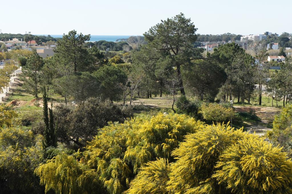 Sunny Apartment Al-Sakia, Quarteira, Vilamoura Bagian luar foto