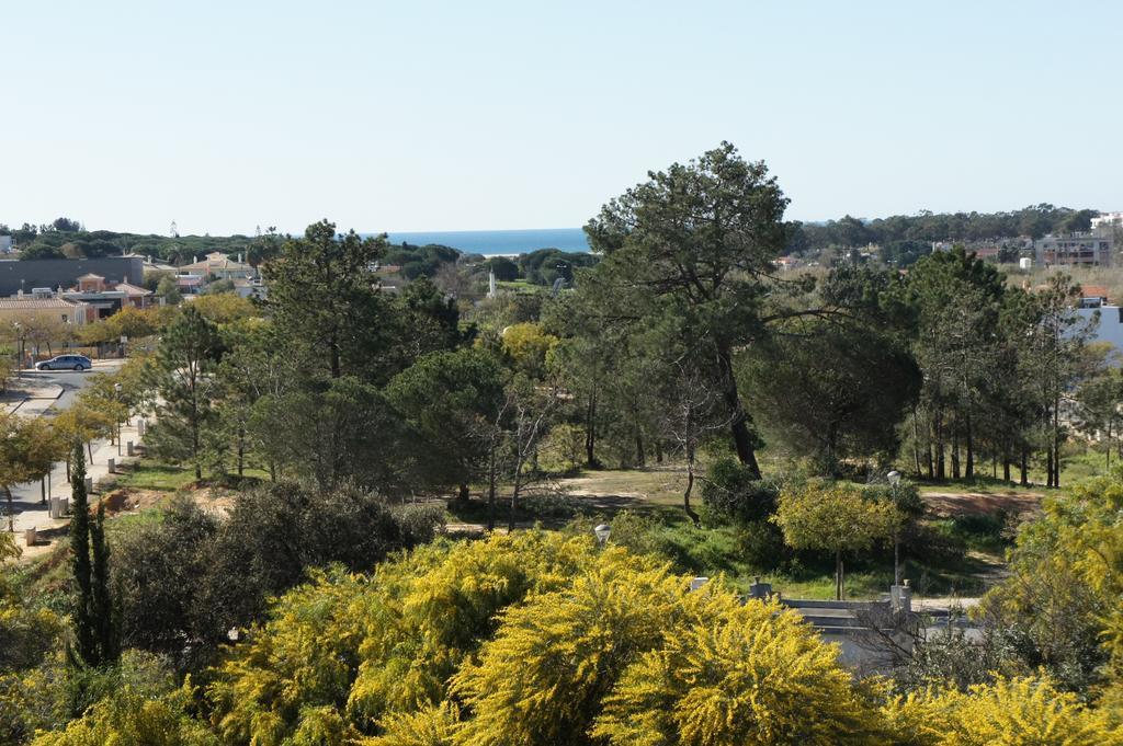 Sunny Apartment Al-Sakia, Quarteira, Vilamoura Bagian luar foto