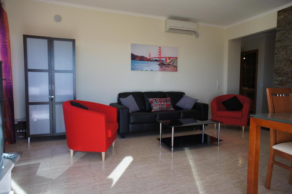 Sunny Apartment Al-Sakia, Quarteira, Vilamoura Bagian luar foto