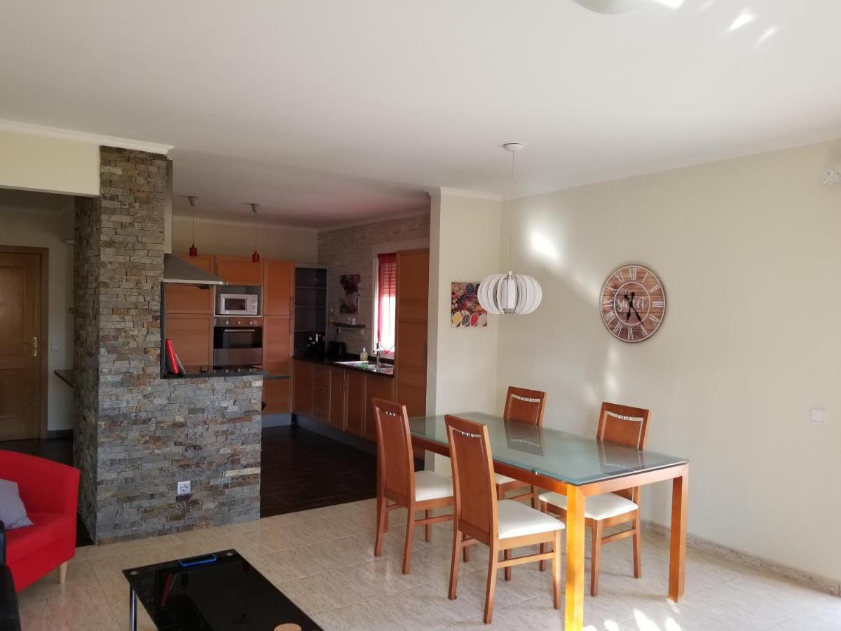 Sunny Apartment Al-Sakia, Quarteira, Vilamoura Bagian luar foto